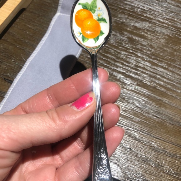 Collectible Spoon - Picture 6 of 8
